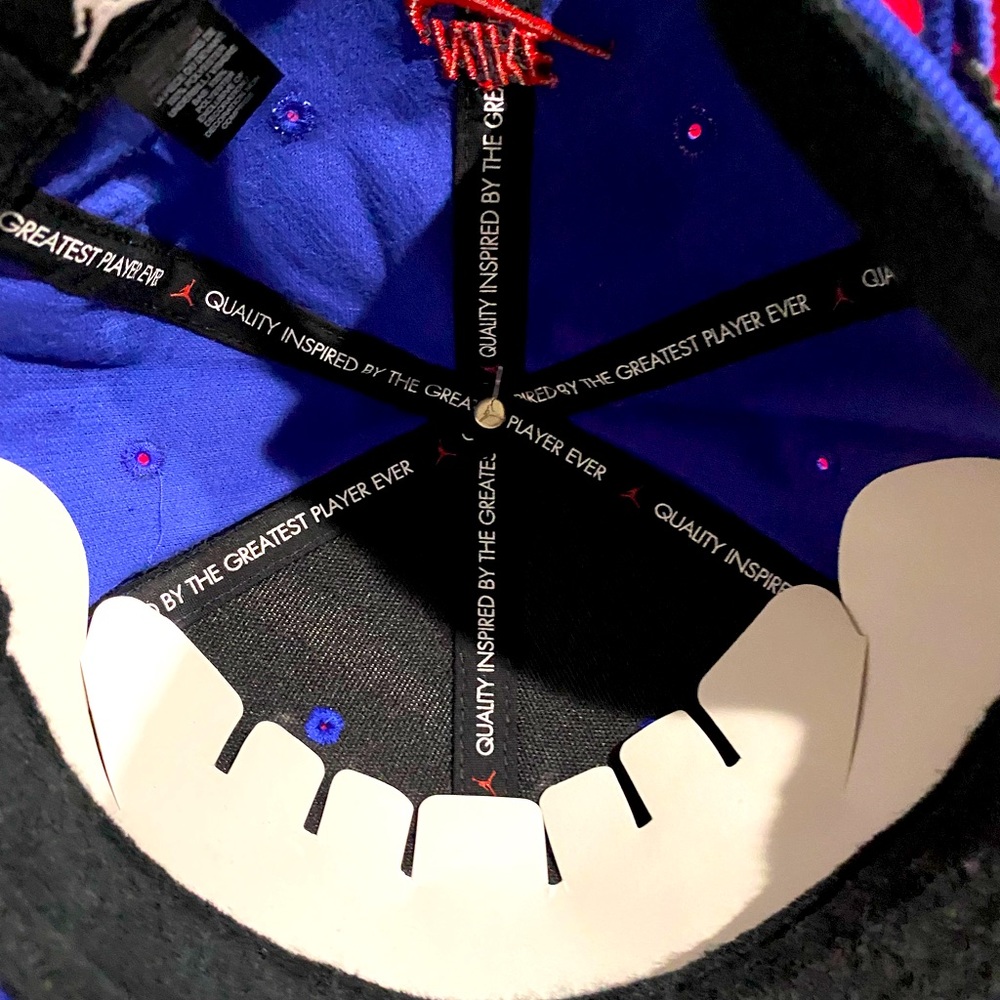 Air Jordan Hat zipper strap.